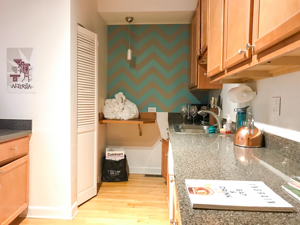 1234-36 N. Wolcott Ave. / 1906 W. Crystal St. 1234-36 N. Wolcott Ave., Chicago, IL 60622 West Town - Leasing by Cross Street